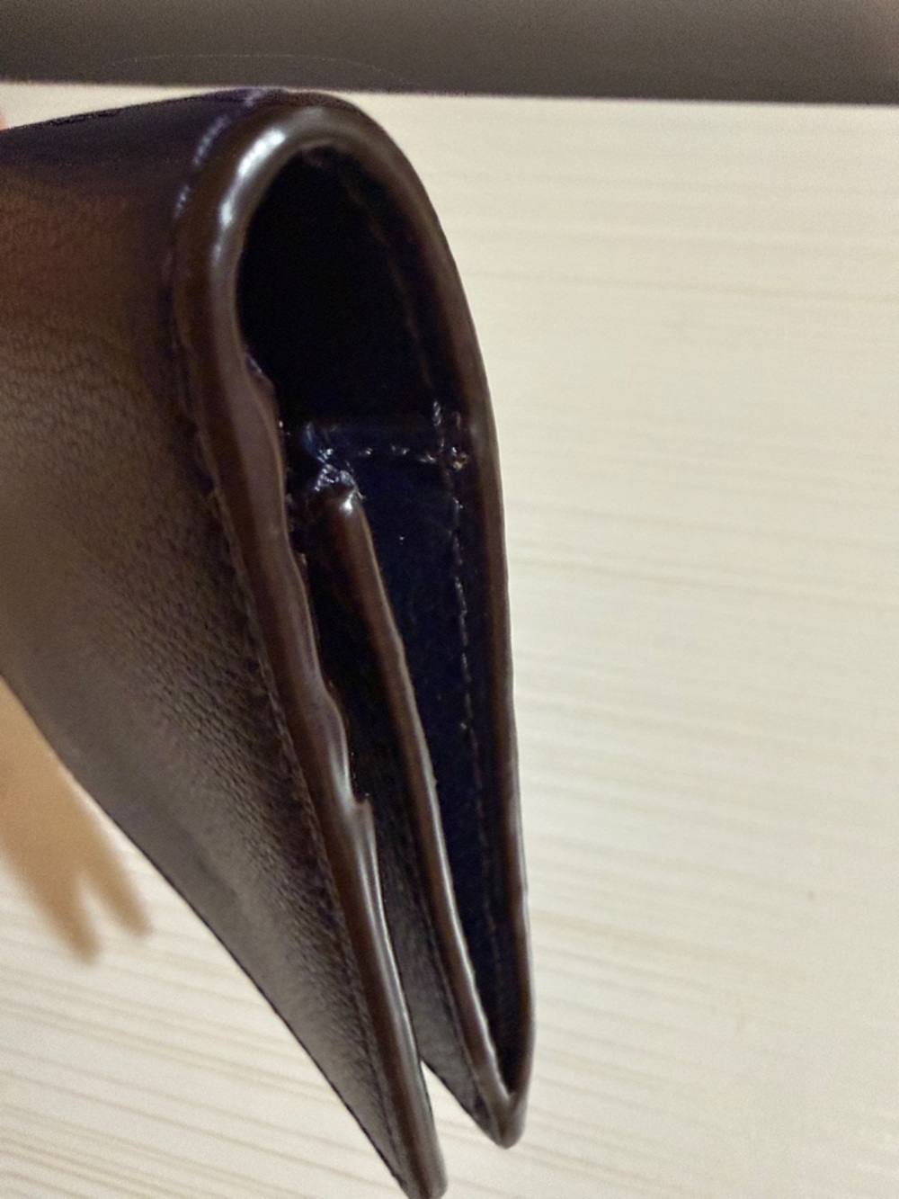 Henri Bendel navy blue leather Kangaroo wallet - Picture 6 of 7
